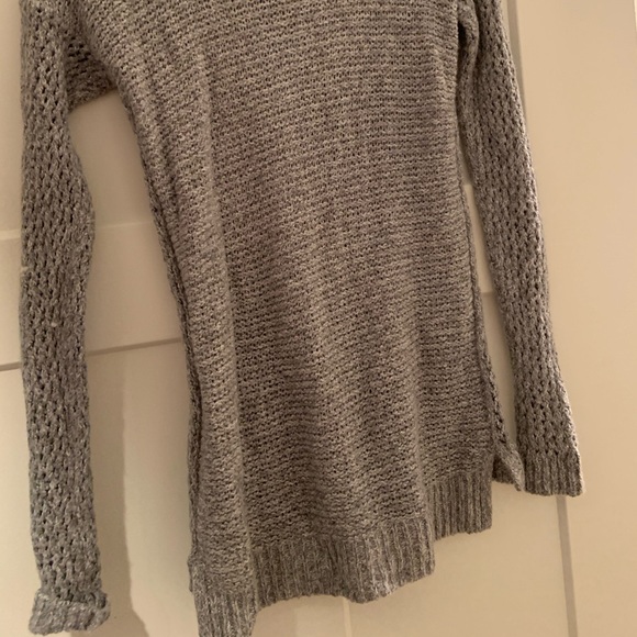 Long sleeve Hollister sweater - Picture 4 of 4